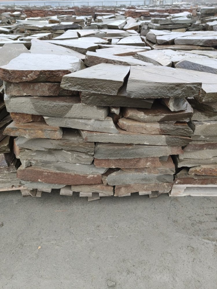 Плитняк песчаник серо-зелёный для мощения 60-65 мм купить в Астраханской области