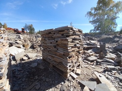 Плитняк златолит серебристый для мощения на бетон купить в Астраханской области