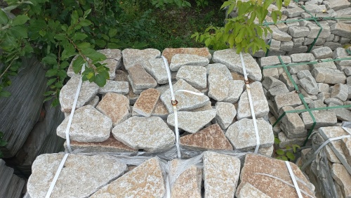 Гранитный плитняк галтованный для парковки купить в Астраханской области