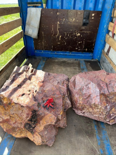 Ландшафтные глыбы красно-фиолетовые 200-1000 килограмм купить в Астраханской области