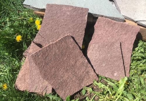 Плитняк лемезит бордовый для цоколя 1,5-2 см купить в Астраханской области