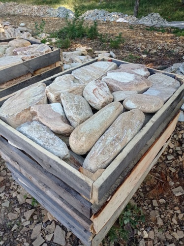 Златолит жёлтый, жёлто-зелёный глыбки и валуны для ланшафтного дизайна купить в Астраханской области