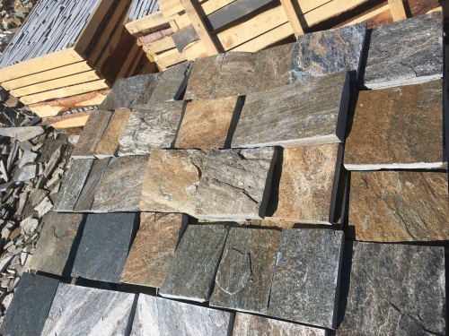 Плитка пилёная златолит Уральский для цоколя, отмостки купить в Астраханской области