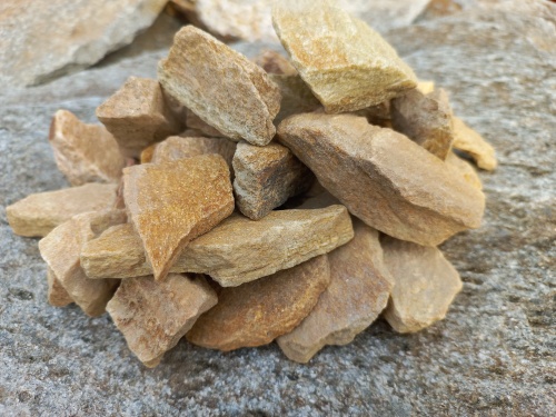 Златолит жёлтый декоративная каменная крошка купить в Астраханской области